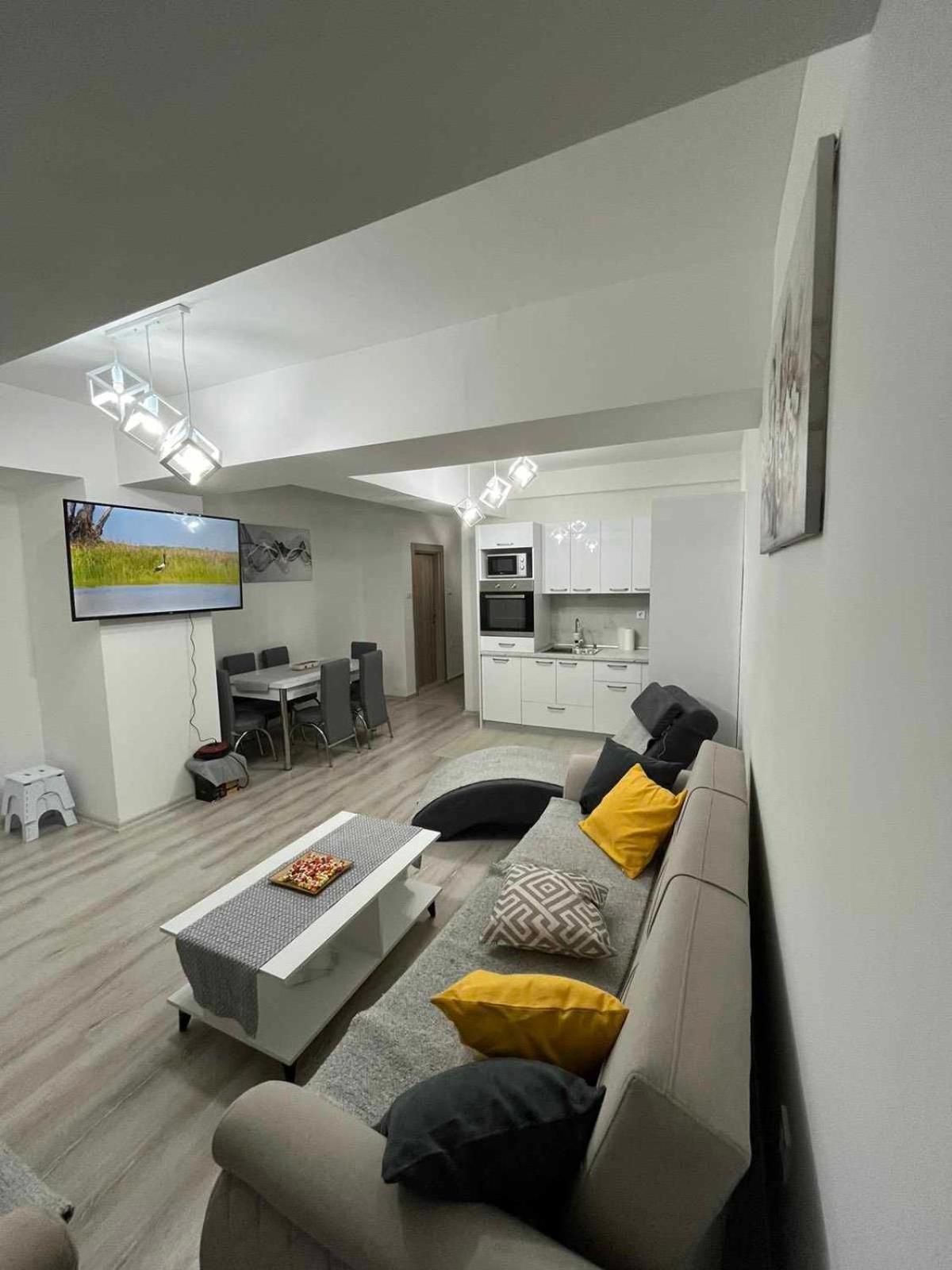 Maksim Apartments Skopie Exterior foto